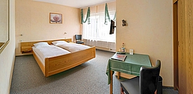 Garni Hotel Keinath Stuttgart, Zweibettzimmer mit eigenem Bad 